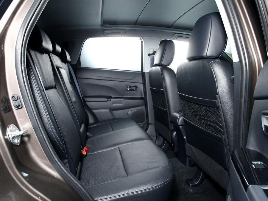  Citroen C4 AirCross 2012 года  (ZA) (фото 8 из 16)